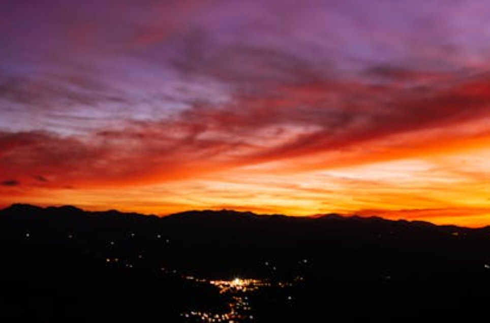 夢見紫色夕陽:9 個意義和象徵 夢見紫色夕陽:9 個意義和象徵